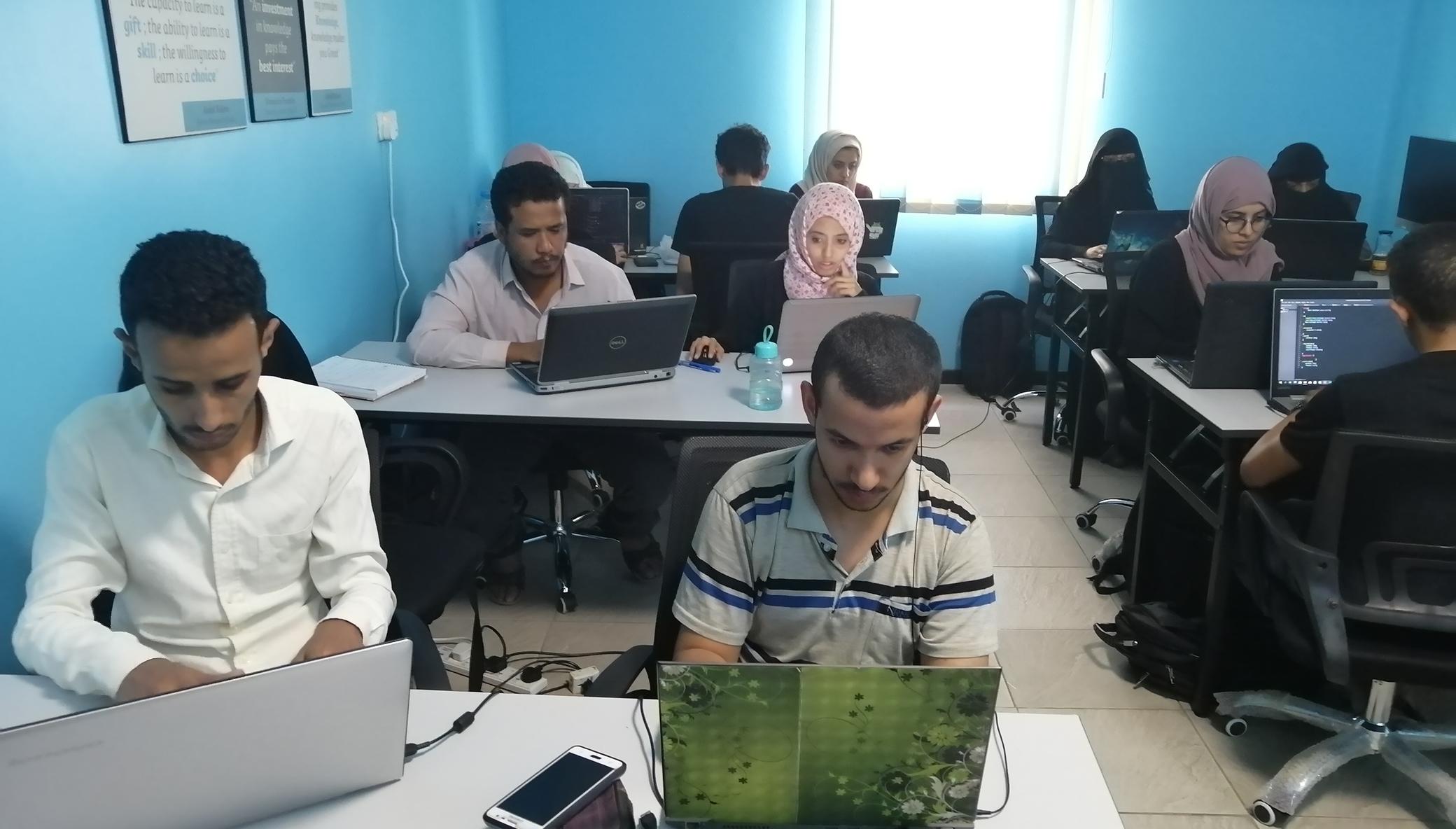 Coding a brighter future for 15 youth in Yemen