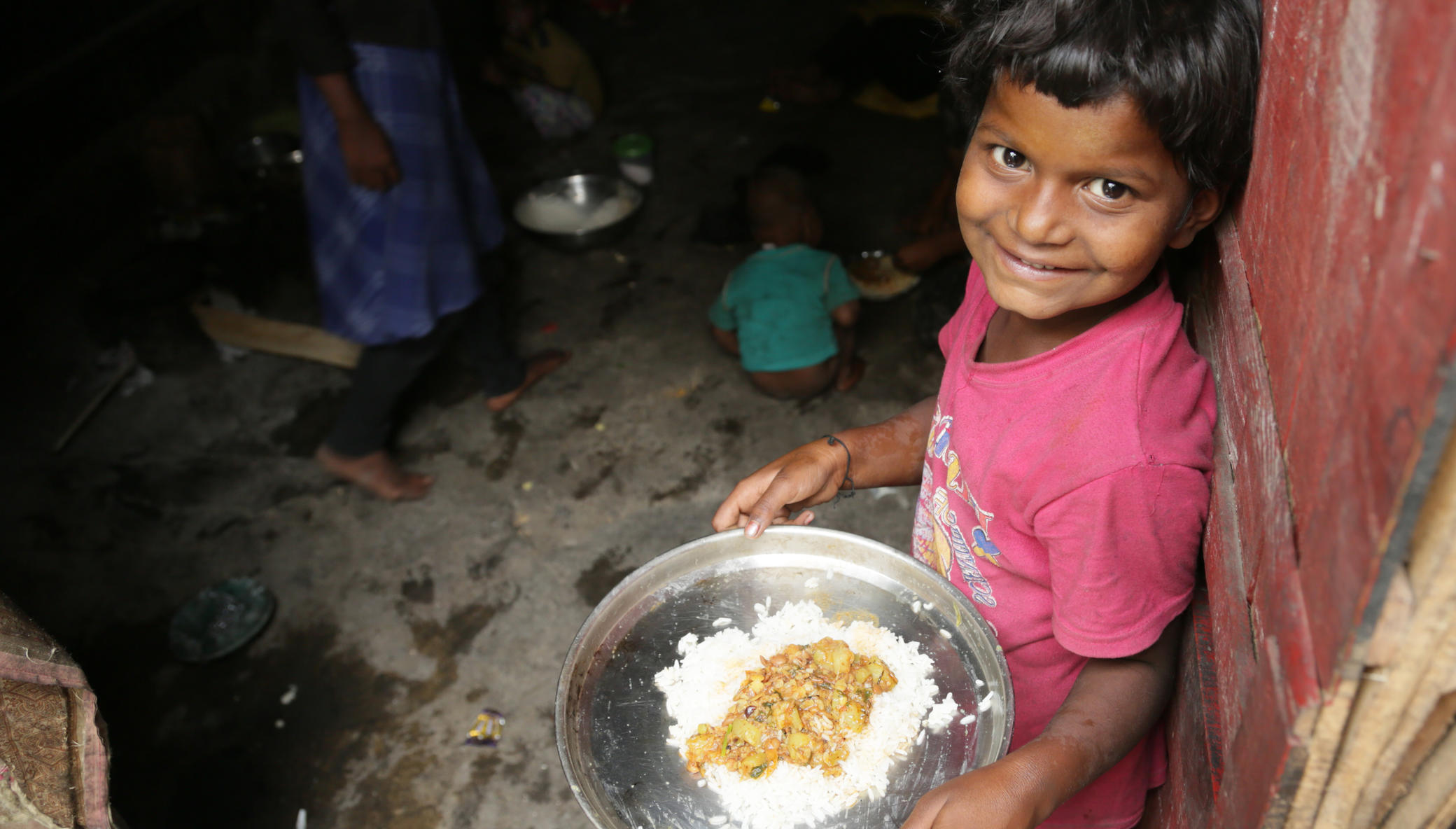 Covid-19: Food for street children in Mumbai