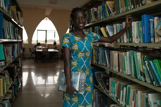 Educate girls and fight poverty in Kenya