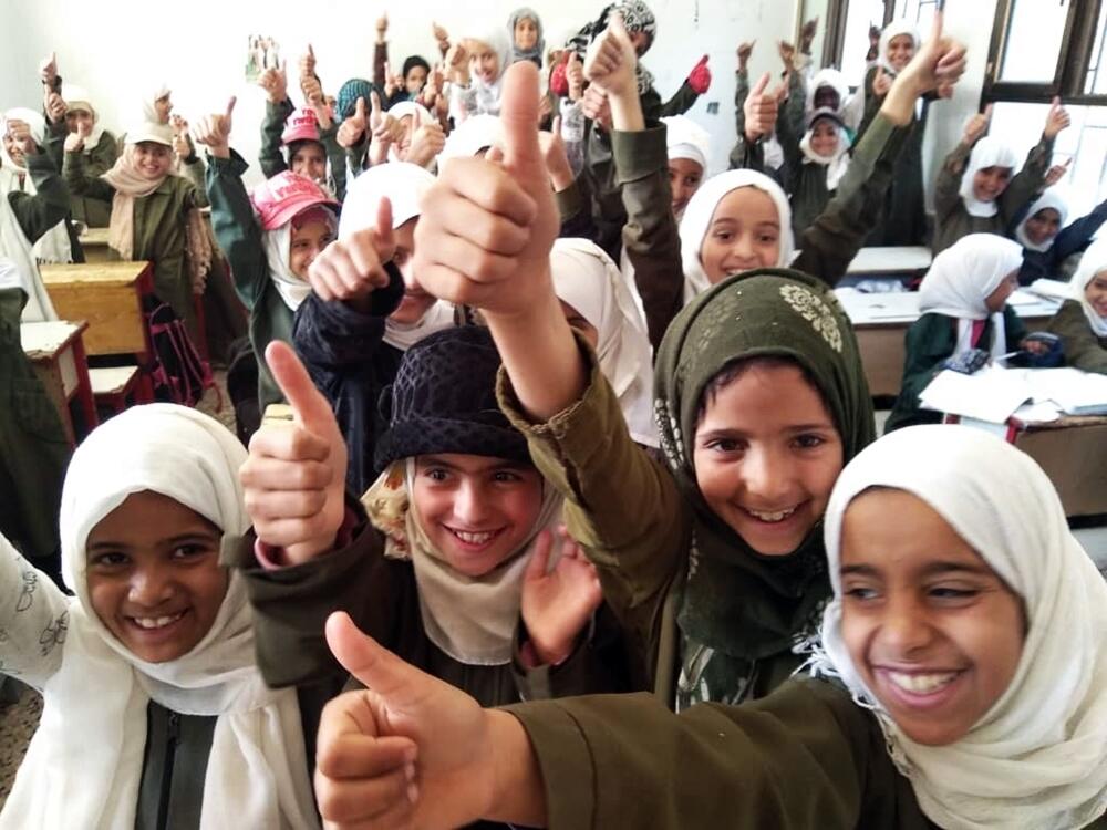 Feeding 1000 Poor Rural School Girls in Yemen
