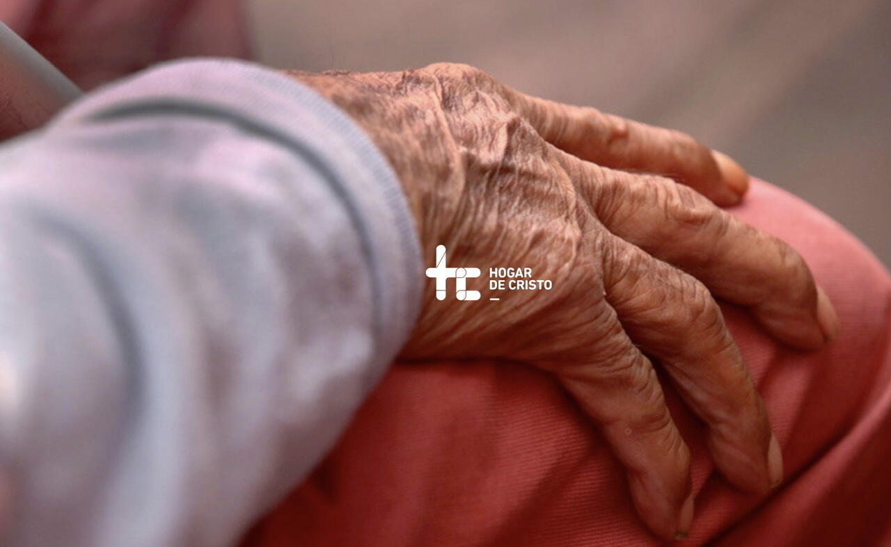 Helping our elderlies while they get vaccinated