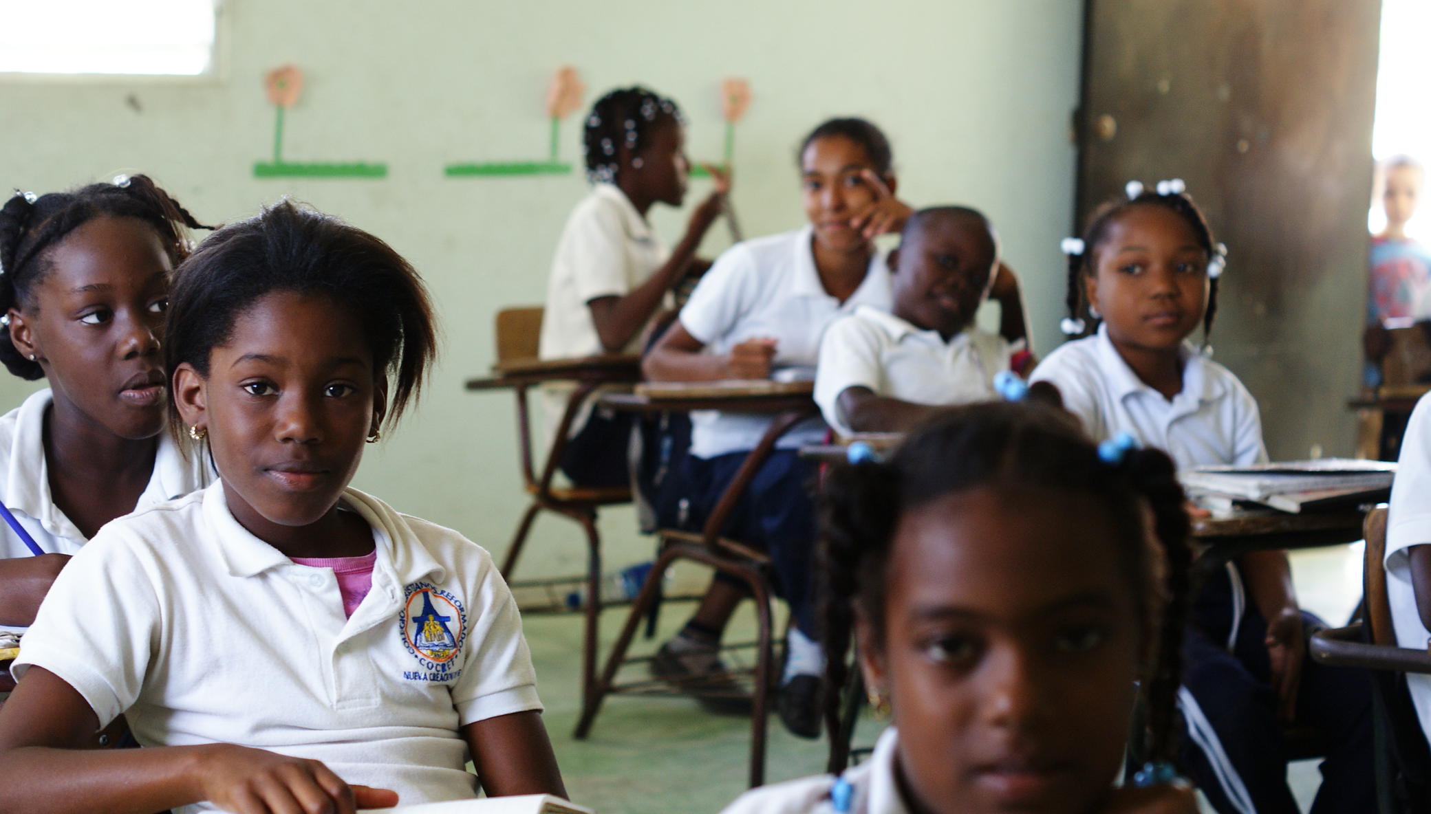 Offer Hope for 300 Youth in the Dominican Republic