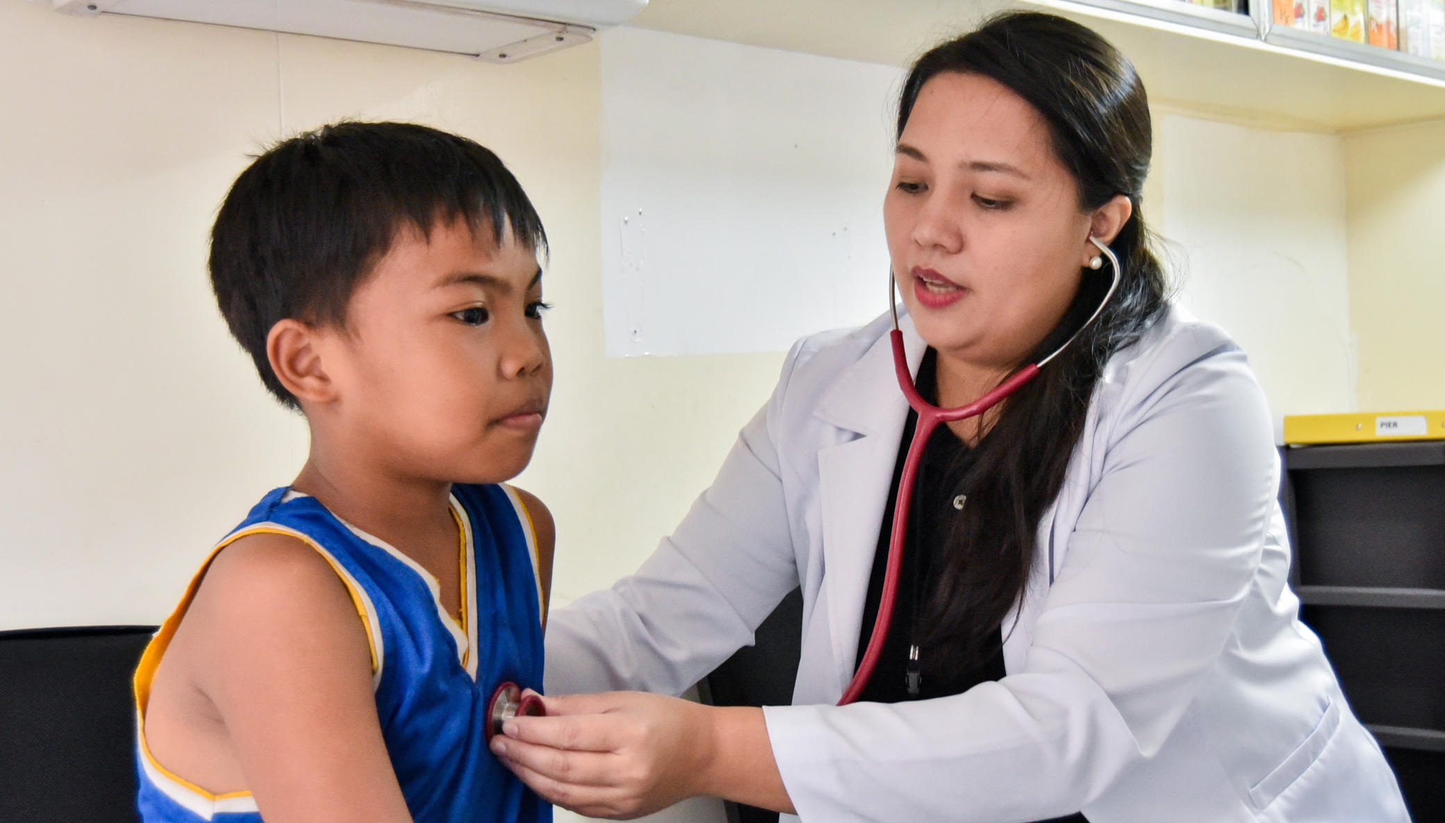 Provide primary health care for street children