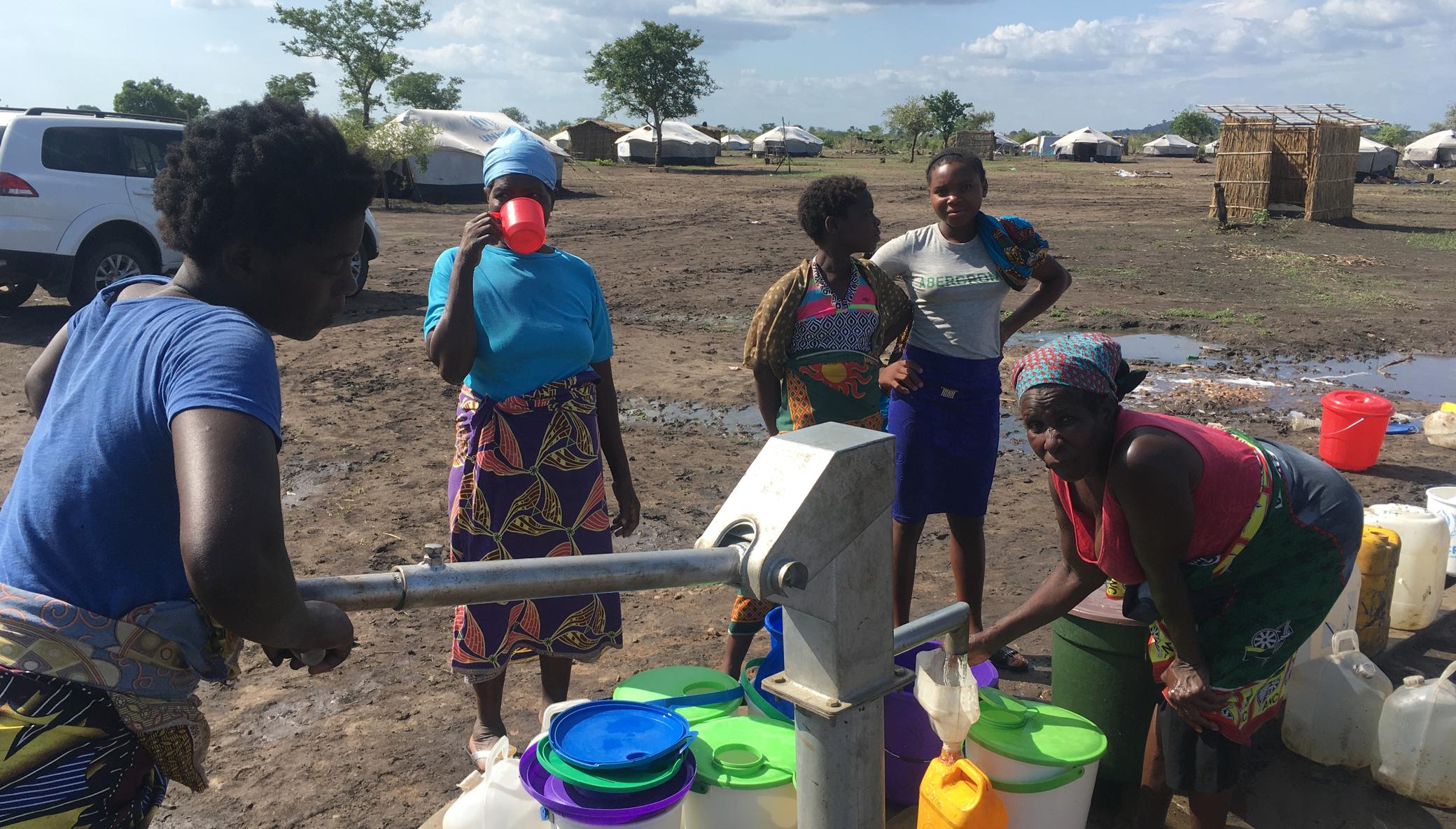 Lift up cyclone-devastated families in Mozambique