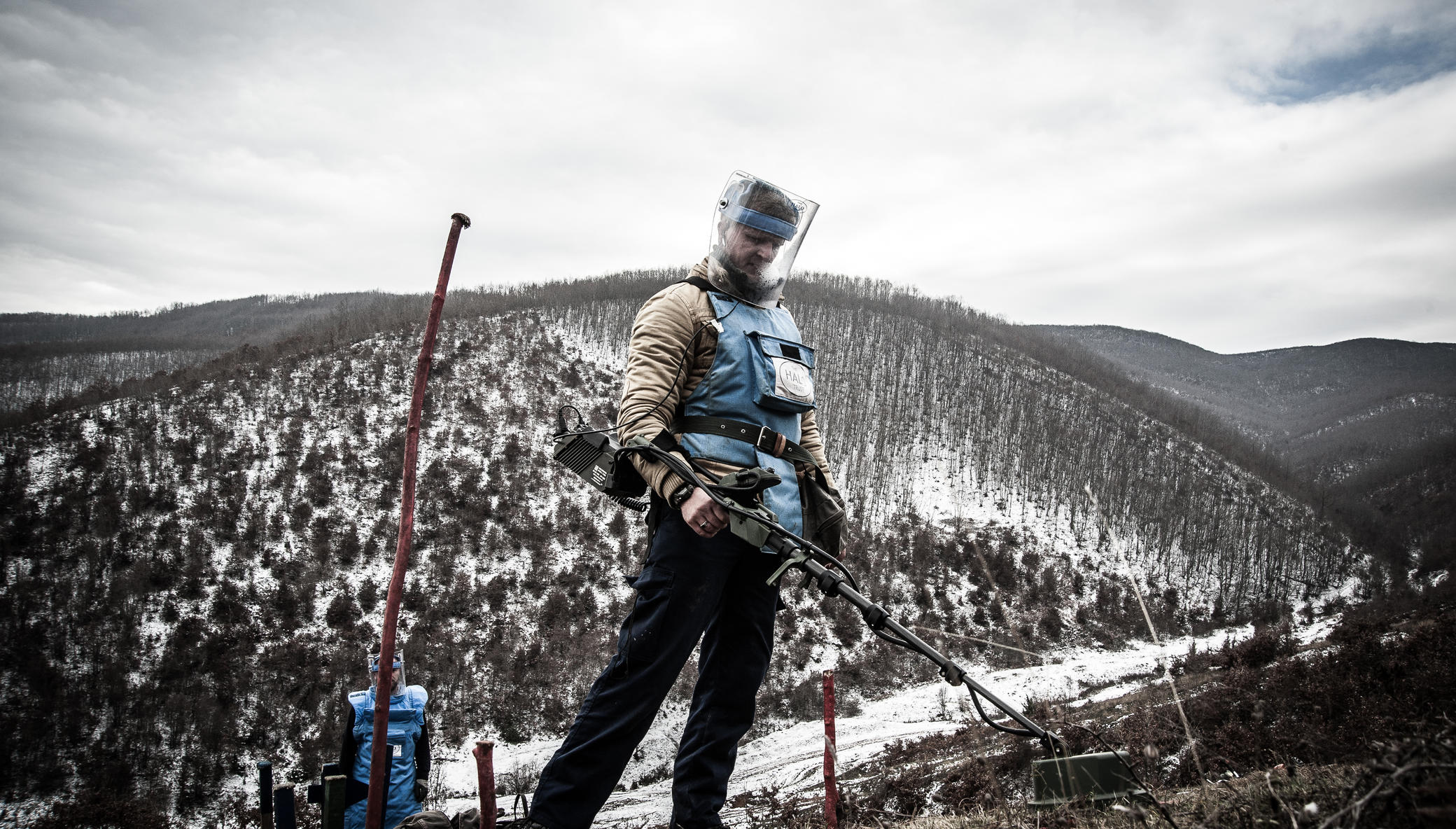 Removing mines to make families safe in Kosovo