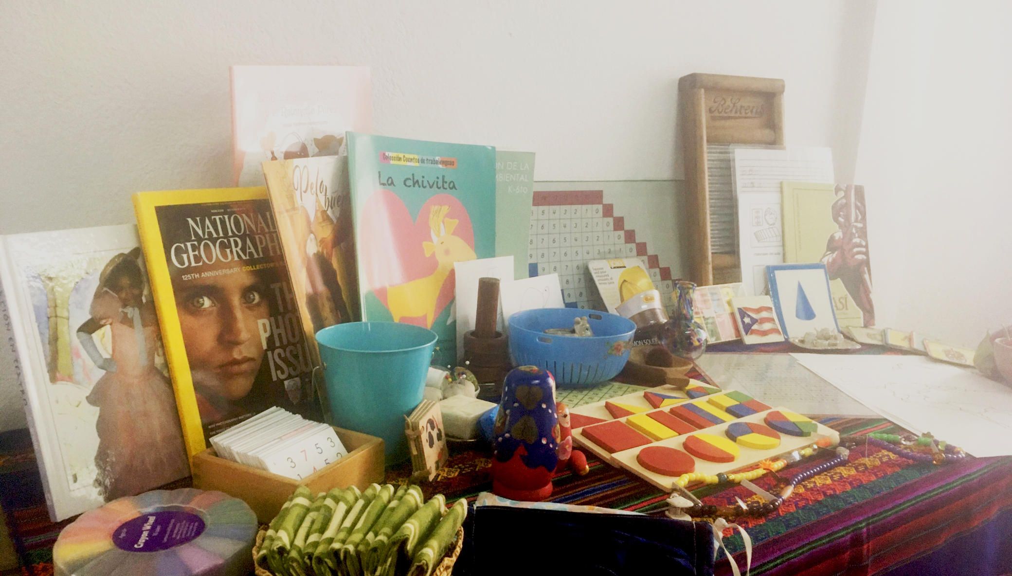 Support the "Cajitas Viajeras" Initiative